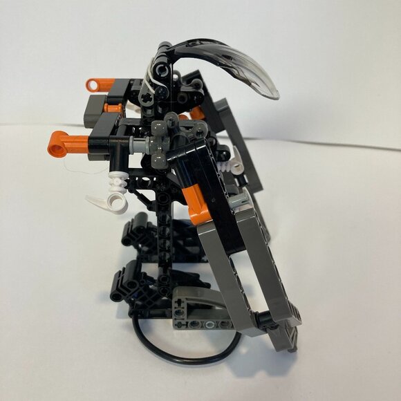 LEGO Bionicle 8556 Boxor Titan Mech Warrior Nuparu Matoran With Manuals No Mask - Picture 2 of 10